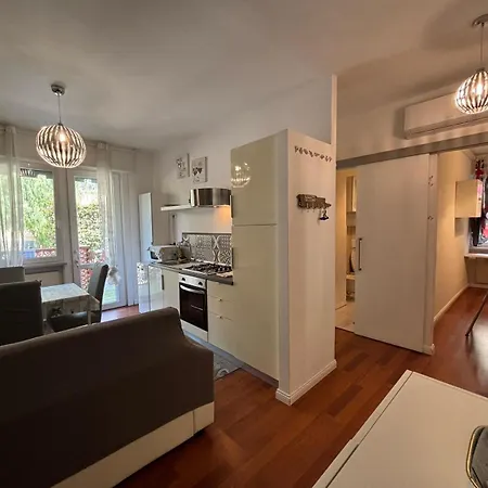 Casa Chicca 1km From The Sea And 2km From The Ariston Apartman *